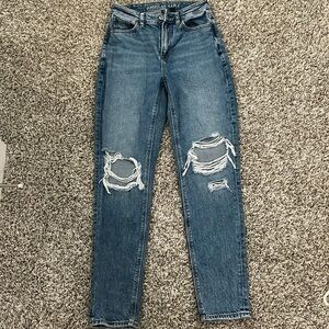 American eagle ripped, strigid mom jeans